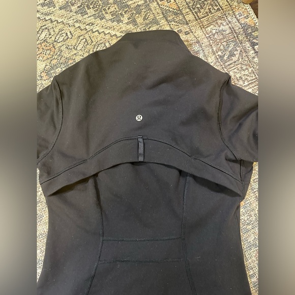 Lululemon Define Jacket - Picture 3 of 4